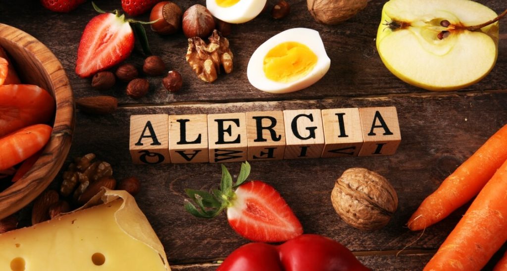 ¿Sabías que la alergia? - Tabla con alimentos y la palabra alergia